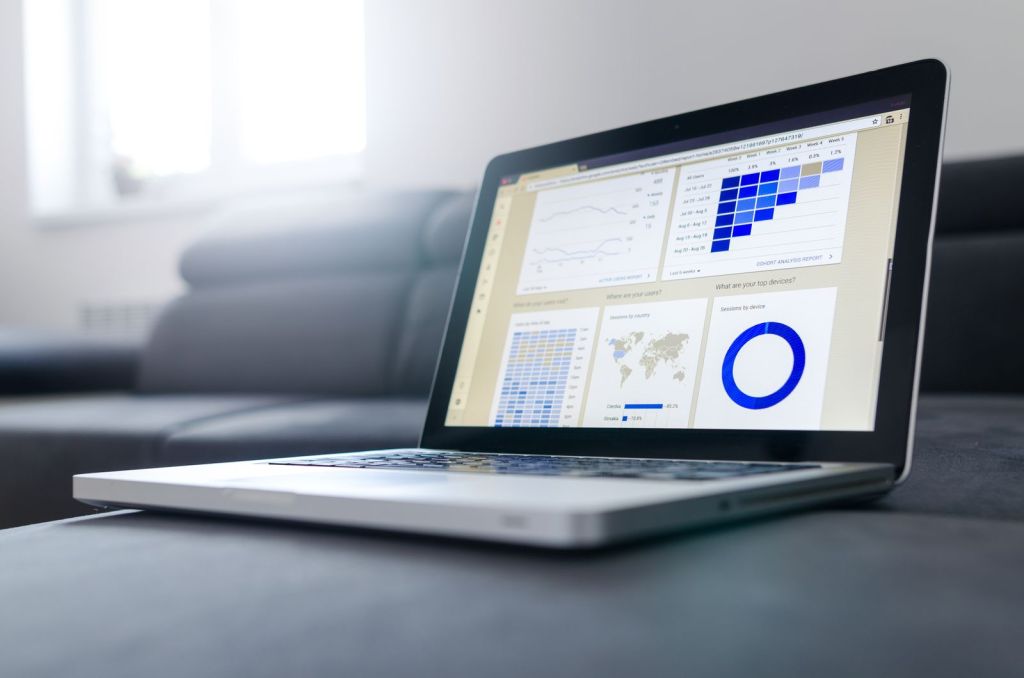 Digital audit checklist for a small business: what to check before you build anything