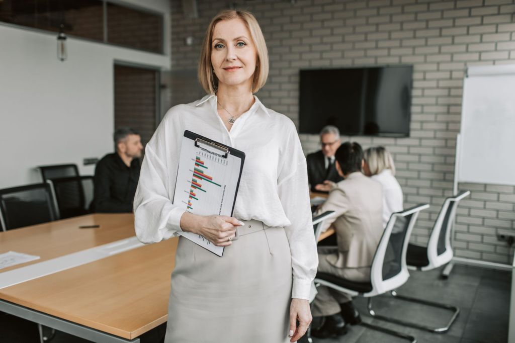 AI chief of staff vs hiring an operations manager